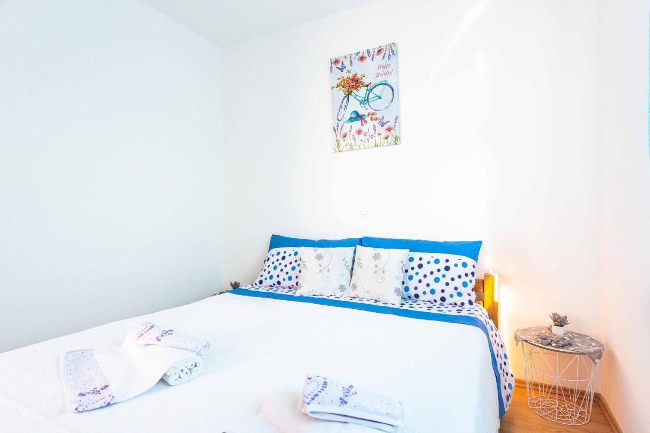 Apartment Hannah Novalja Eksteriør bilde
